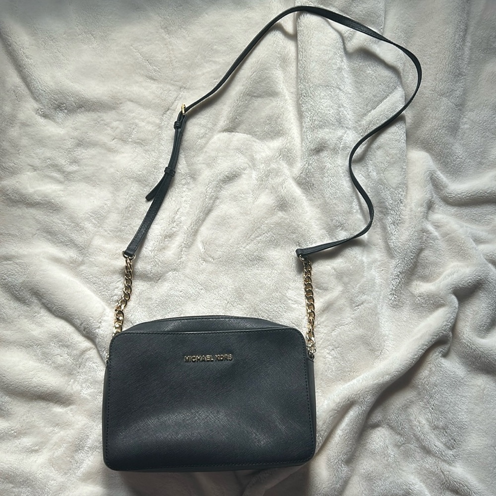 Michael Kors crossbody purse